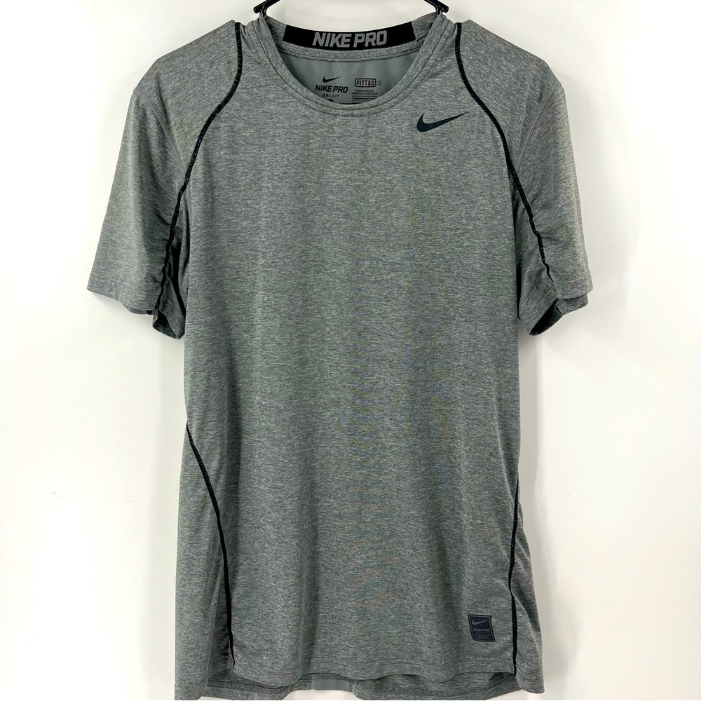 Nike Pro Men’s Short Sleeve Heather Gray Performance Tee with Black Swoosh